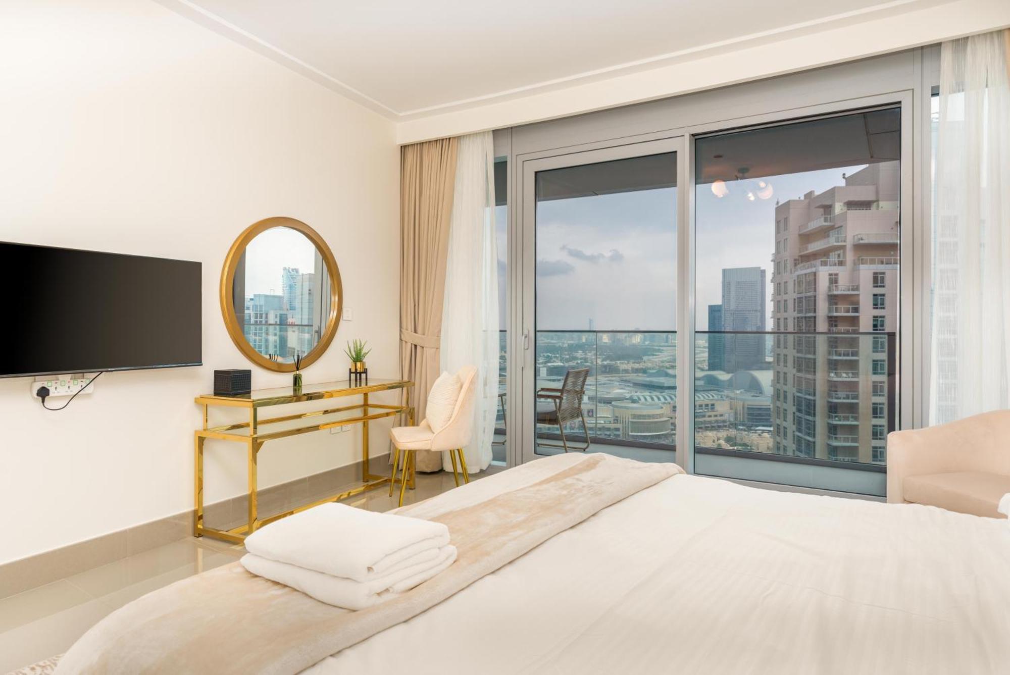 Whitesage - Opera Grand Elegance 3br With Burj Khalifa Views Apartment Dubai