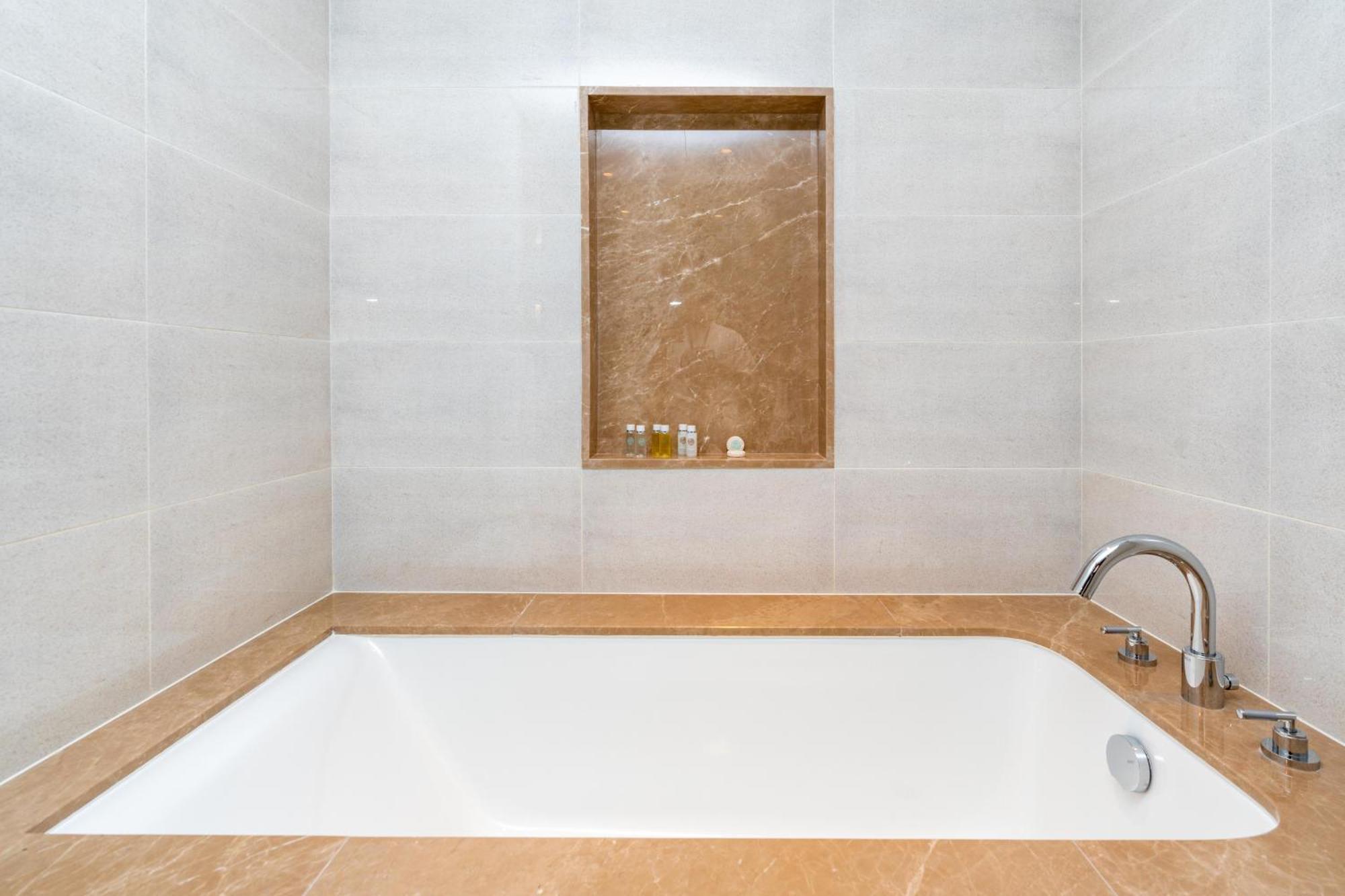Whitesage - Opera Grand Elegance 3br With Burj Khalifa Views Apartment Dubai